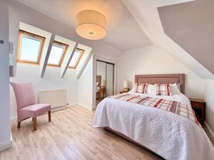 Photo 27- click for photo gallery